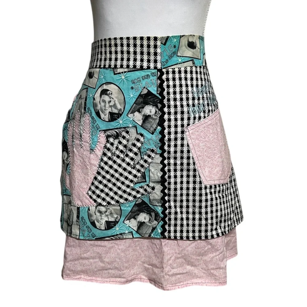Elvis Retro Apron and Oven Mitt Set